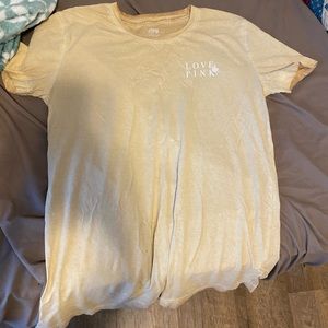 Victoria Secret/Pink T-shirt